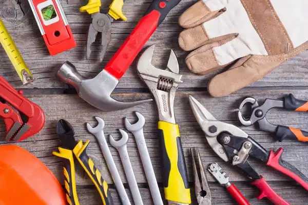 Fasteners & Hardwares